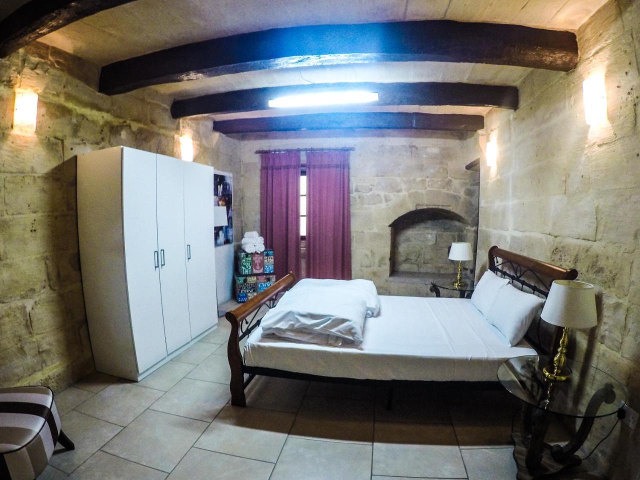 Banoffee Two Bedroom Apartment 2