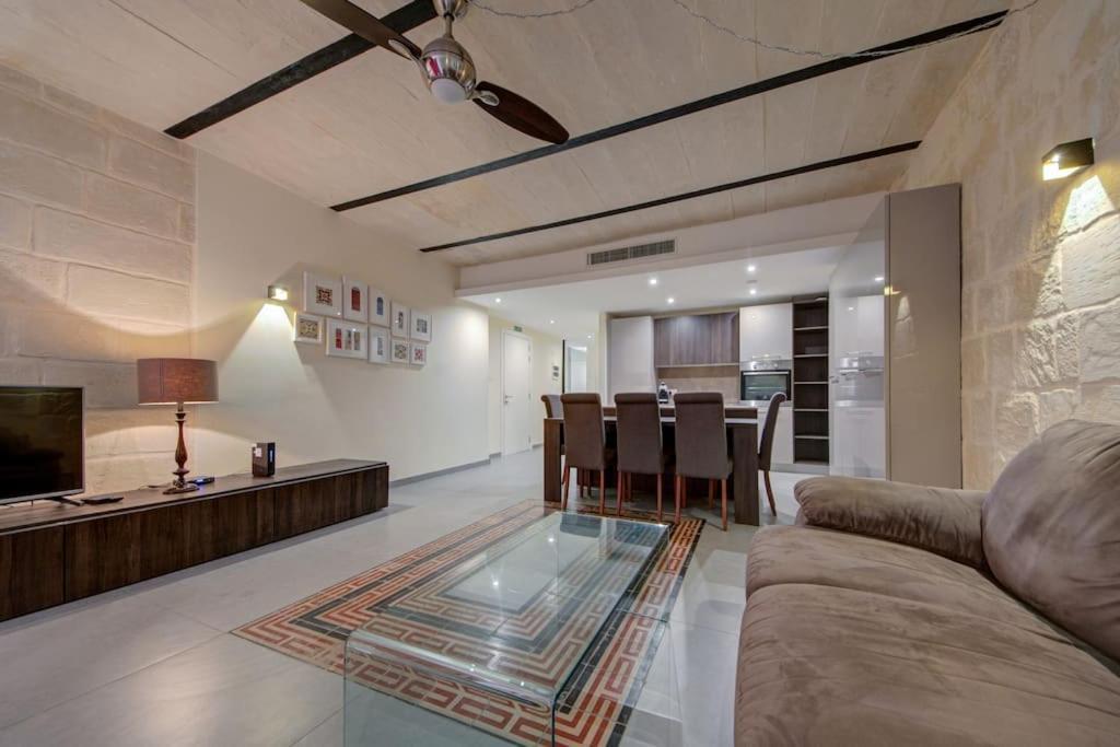 Vallettastay - Orangerie Two Bedroom Apartment 301 2