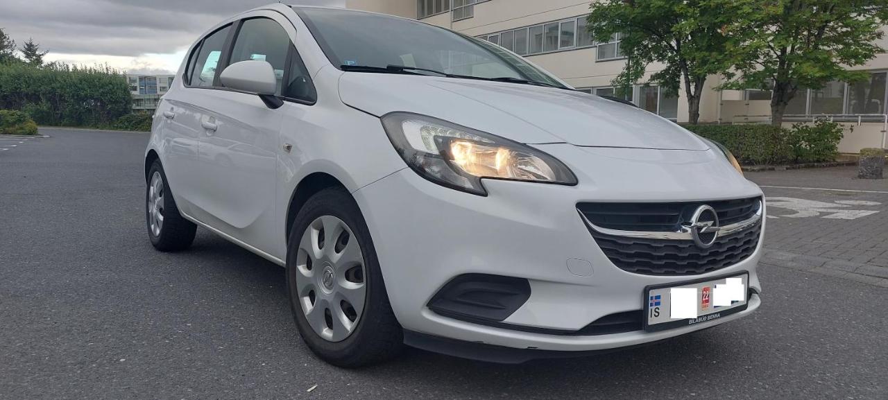 Comfortable Bedrooms - King Size Beds 1