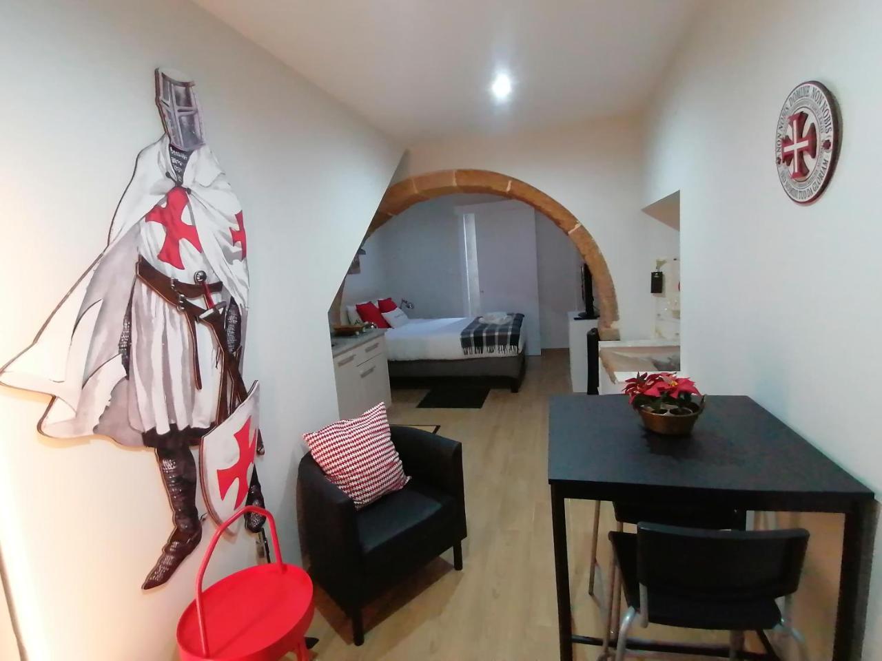 Tomarhousing - Templar 2