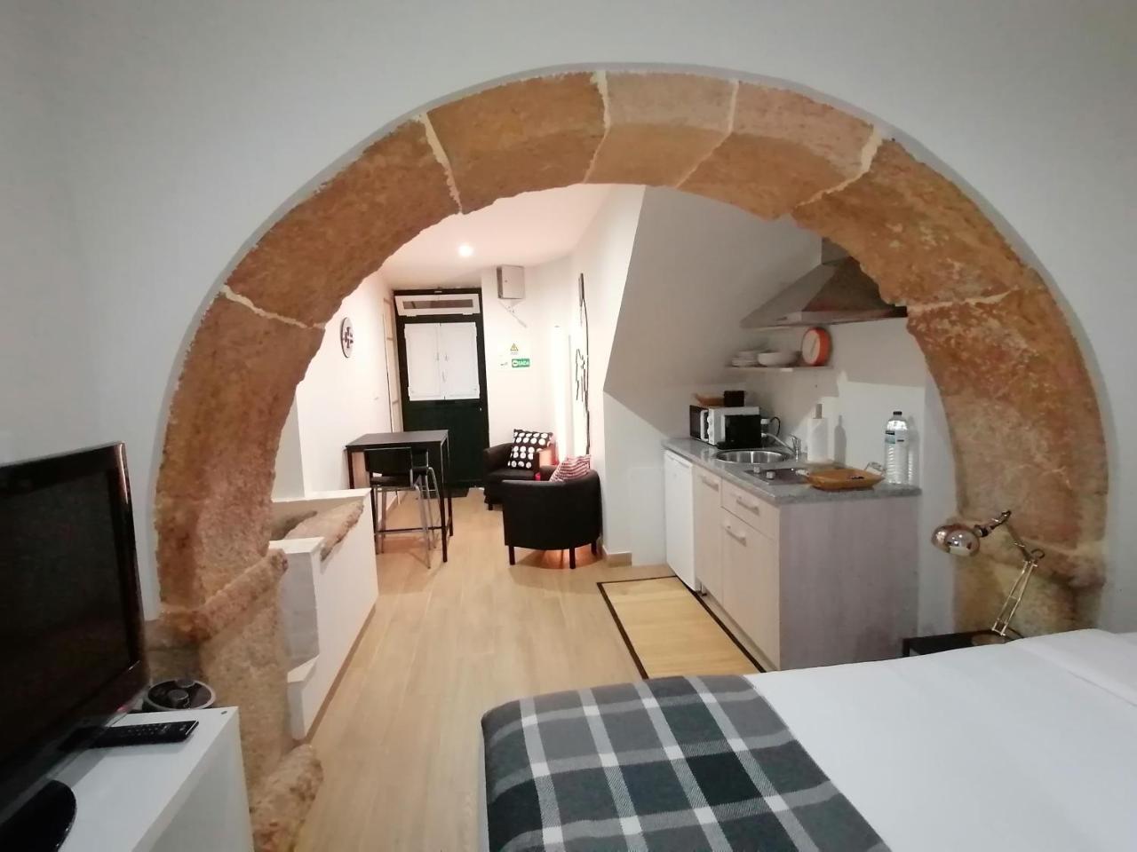 Tomarhousing - Templar 1