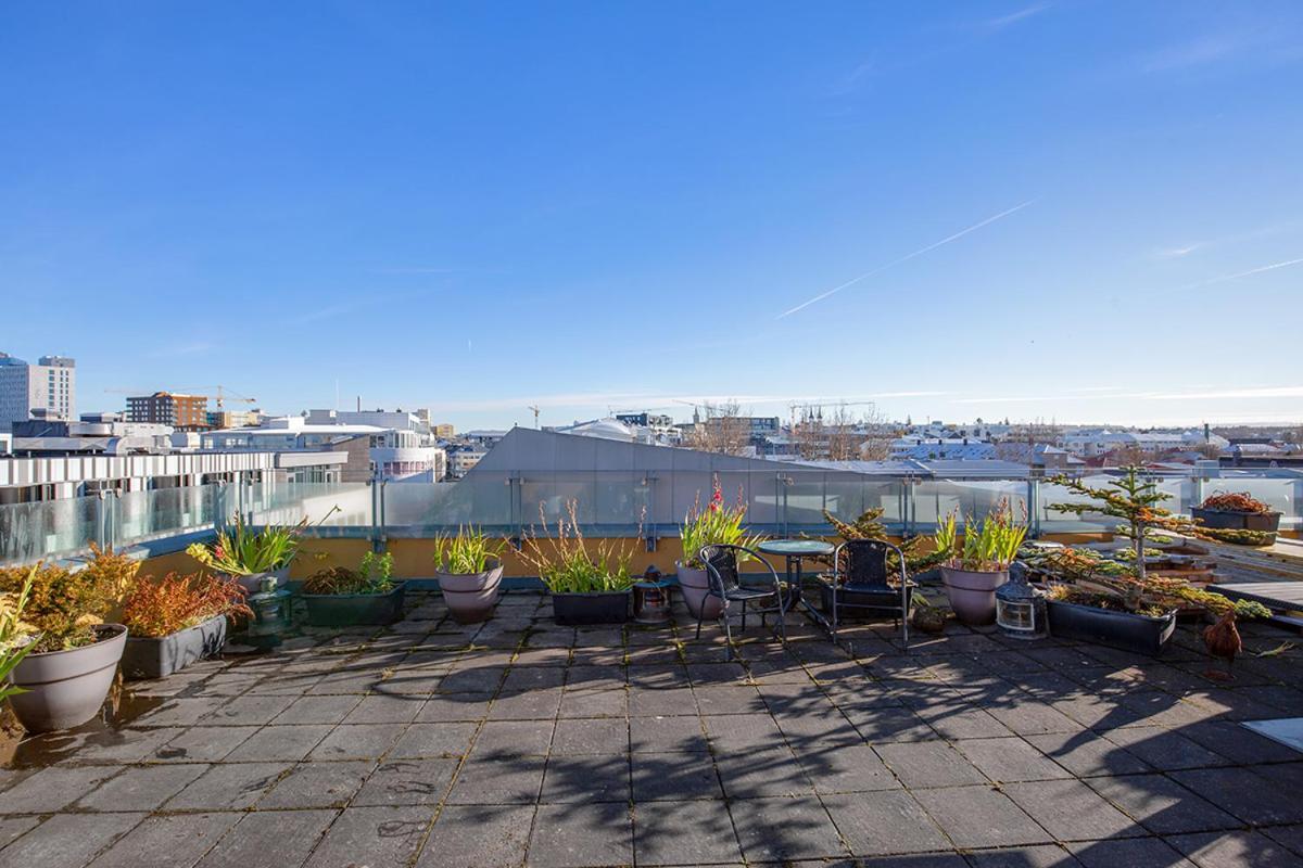 Penthouse Apartment with Panasonic Mountain View 2