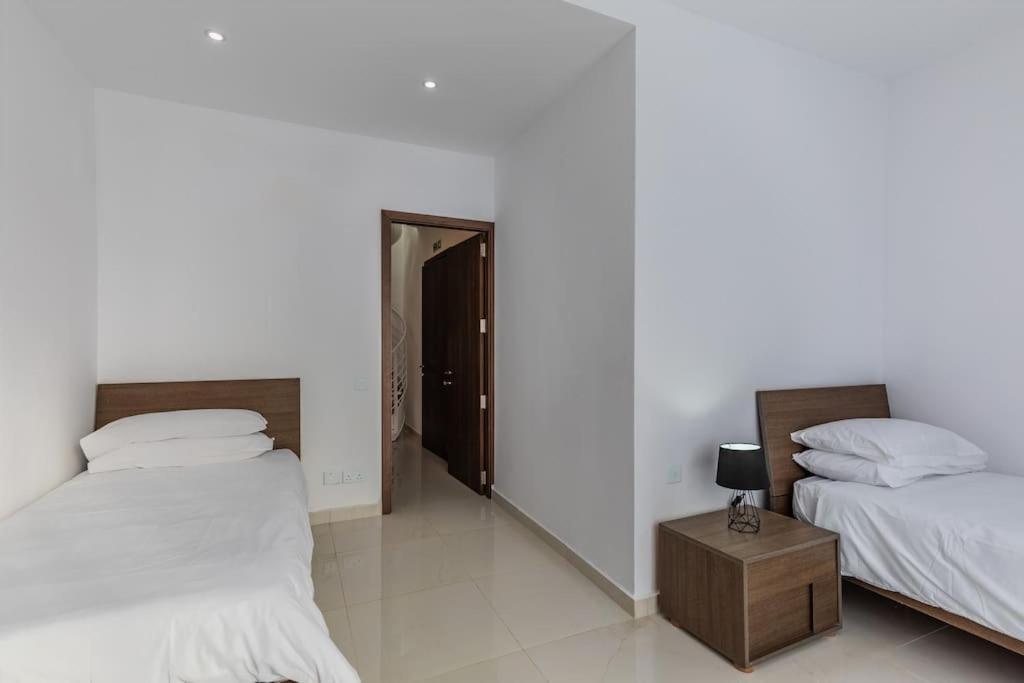 Duplex Penthouse with Seaview 1