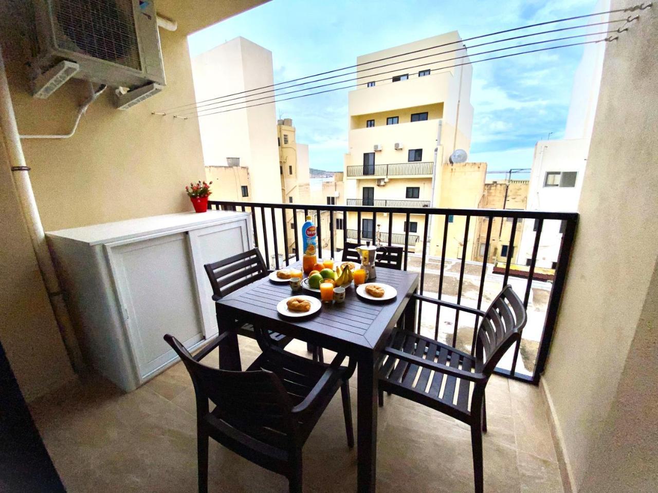 Sea Bliss Apartments with Terrace Just Off Seafront in St Paul's Bay - by Getawaysmalta