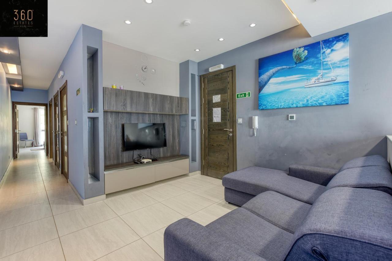 Stunning 2br Apt W/Hill View, Perfect for Relaxing by 360 Estates