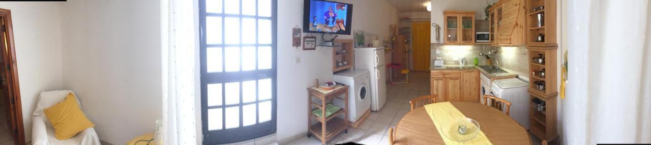 Colours - a Sweet Complex in a Fairytale Setting 2