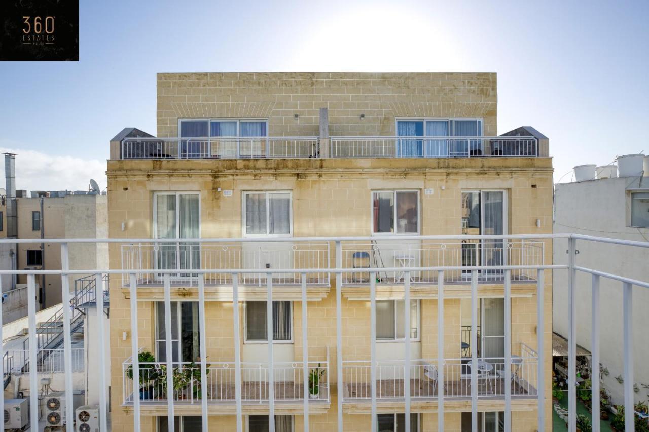 5th Floor Brand New Apt, with Prvt Balcony & Wifi by 360 Estates