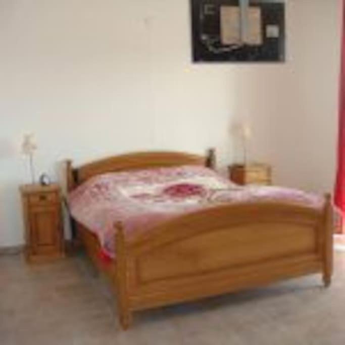 6 Persoons Woning Met Zwembad. Rustig Gelegen. 2