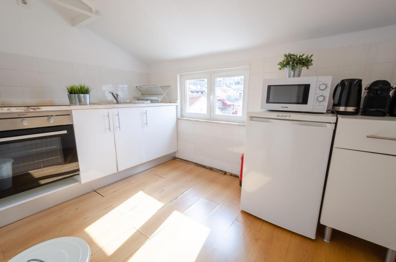 118 D - Avenida - Lisbon Roof Apartment (Adults Only)