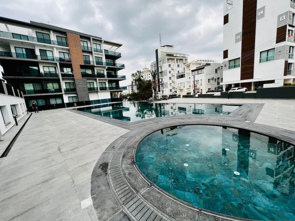 Beautiful 1 Bed Apartment in Kyrenia, Cyprus