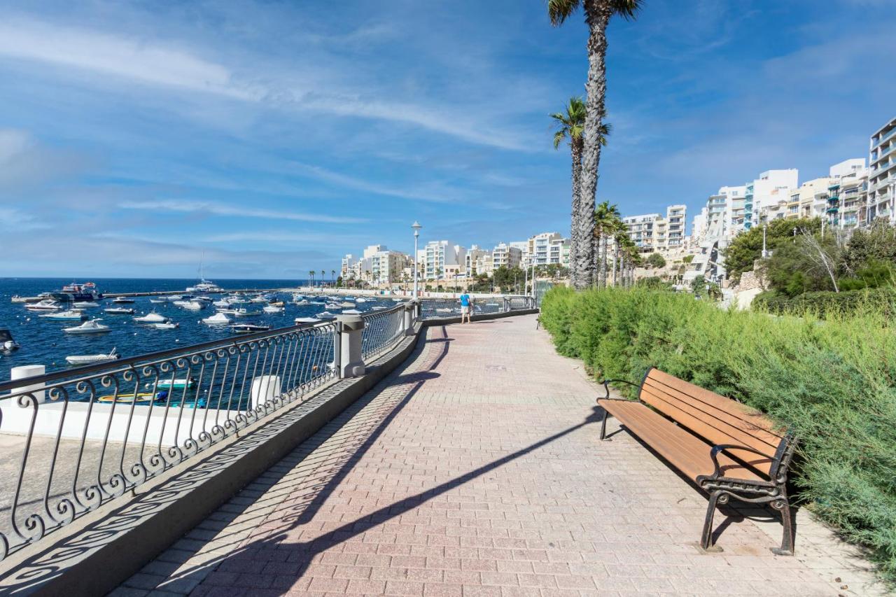 Isa1-Seaside 3 Bedroom Spacious Apt Great Location