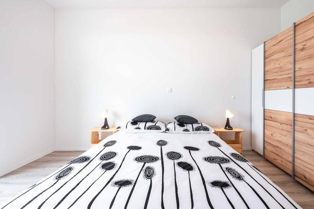 Apartment Pinegrove 2