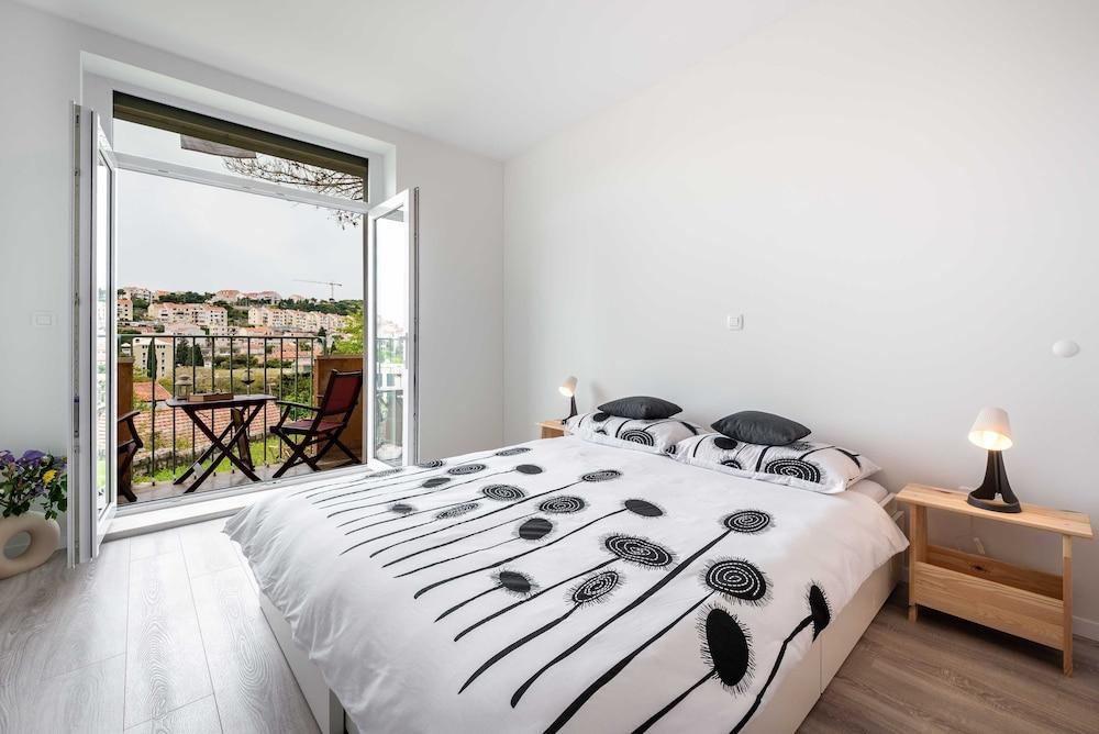 Apartment Pinegrove 1