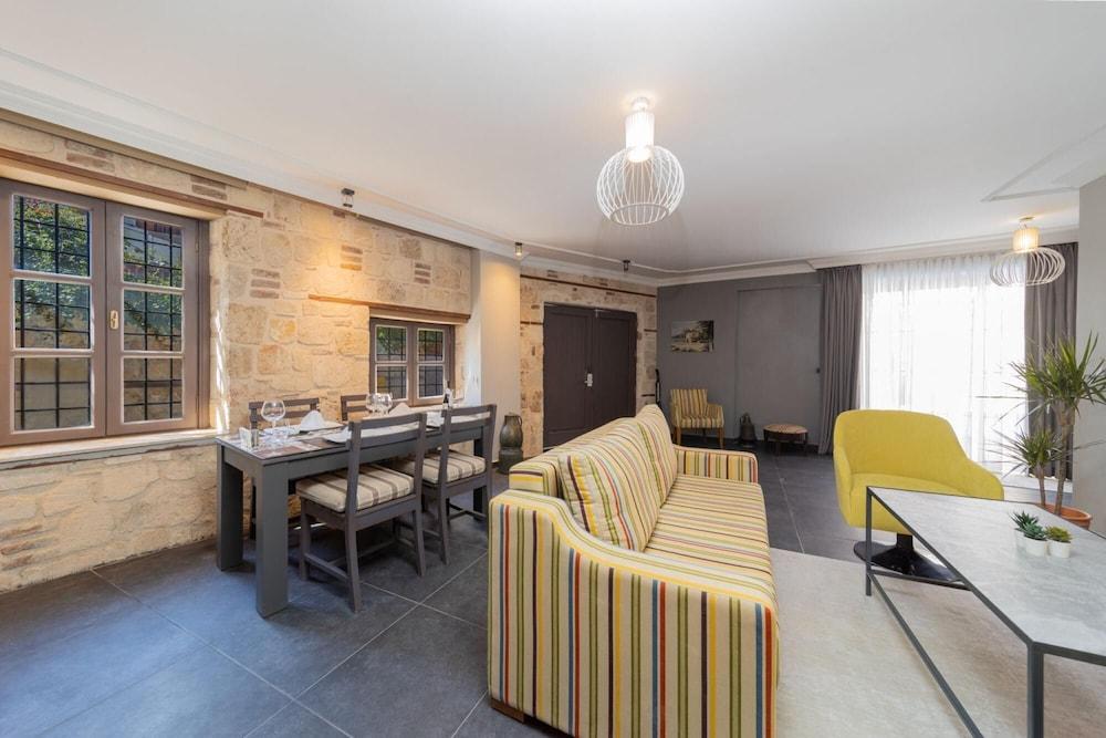 Modern And Fully Furnished Flat in Antalya 2