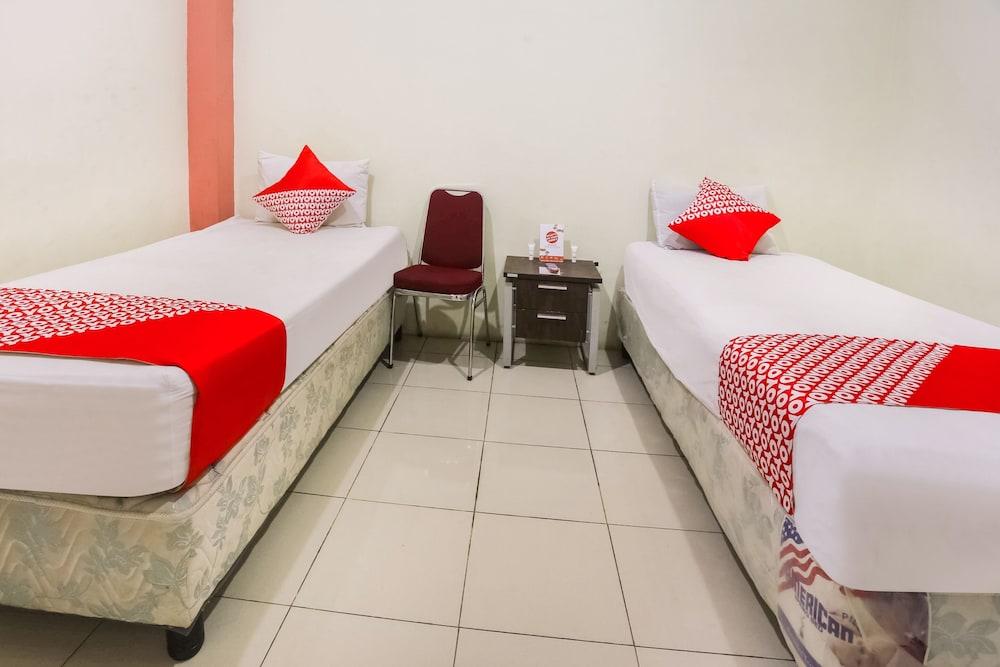 Oyo 3970 Hotel la Macca Makassar 1