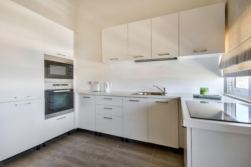 Vallettastay Harbor Gem 2 Bedroom 1