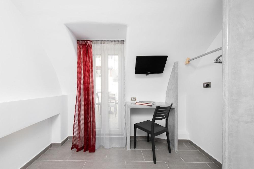 Golden Comfort Suites 1