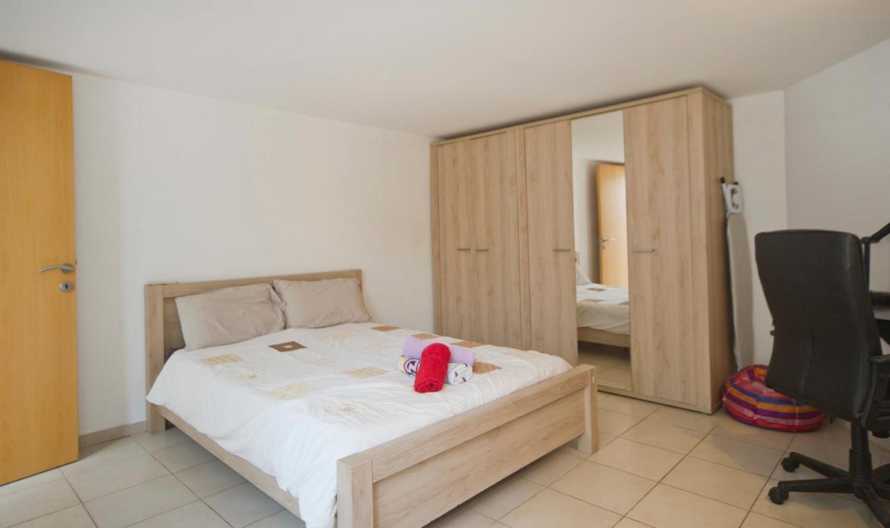 Bm1 - Blue Marine Apartment 1