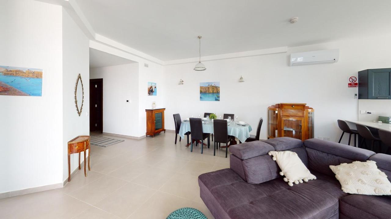 St Julians Central Luxury Apartment 1