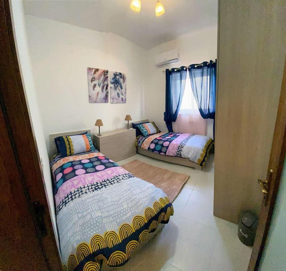 Charming And Chic - Kaylan Seaside Apartment 3 1