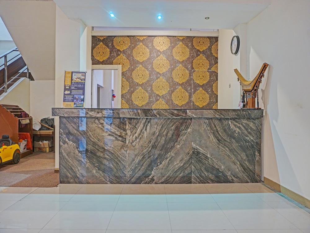 Collection O 91414 Hotel Marina Beach 1