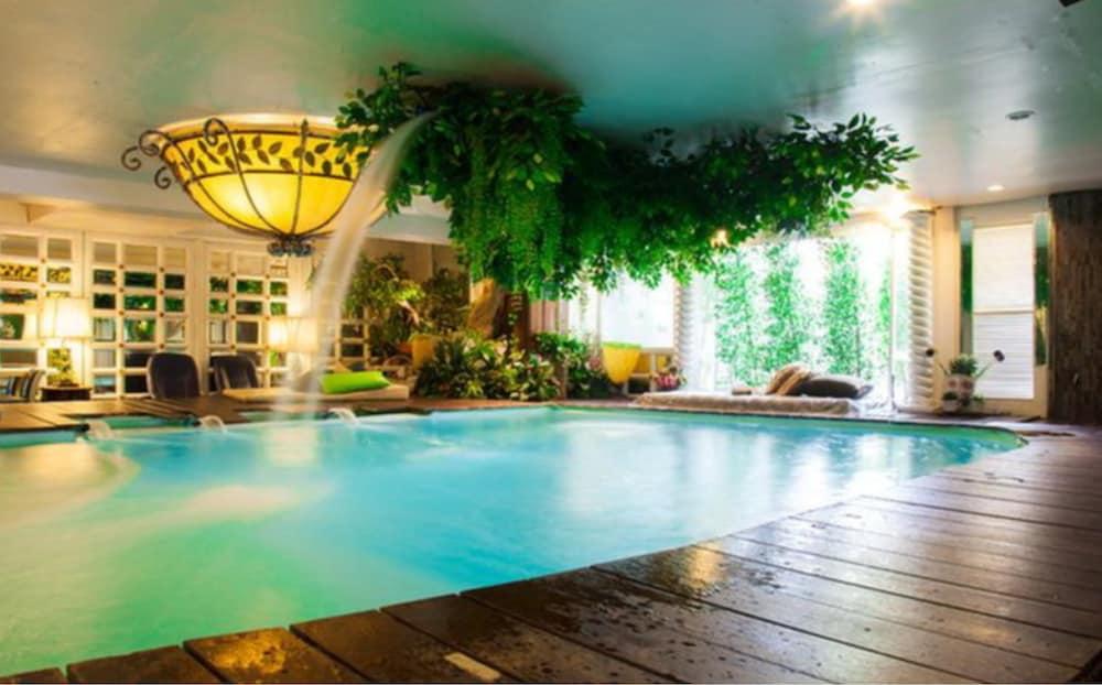 Diamond City (SHA Certified)