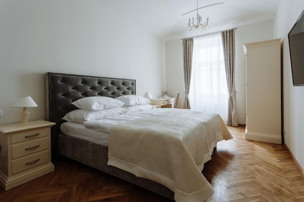 High Heaven Residence