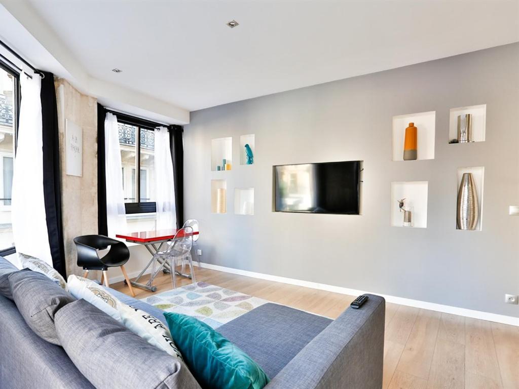 Blue Nights Sebastopol 110