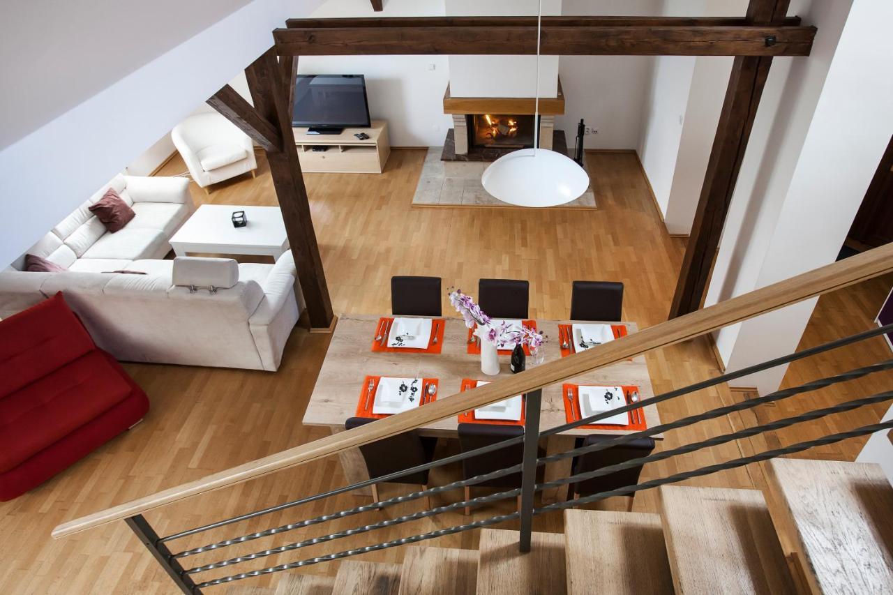 Riverview Apartments Prague