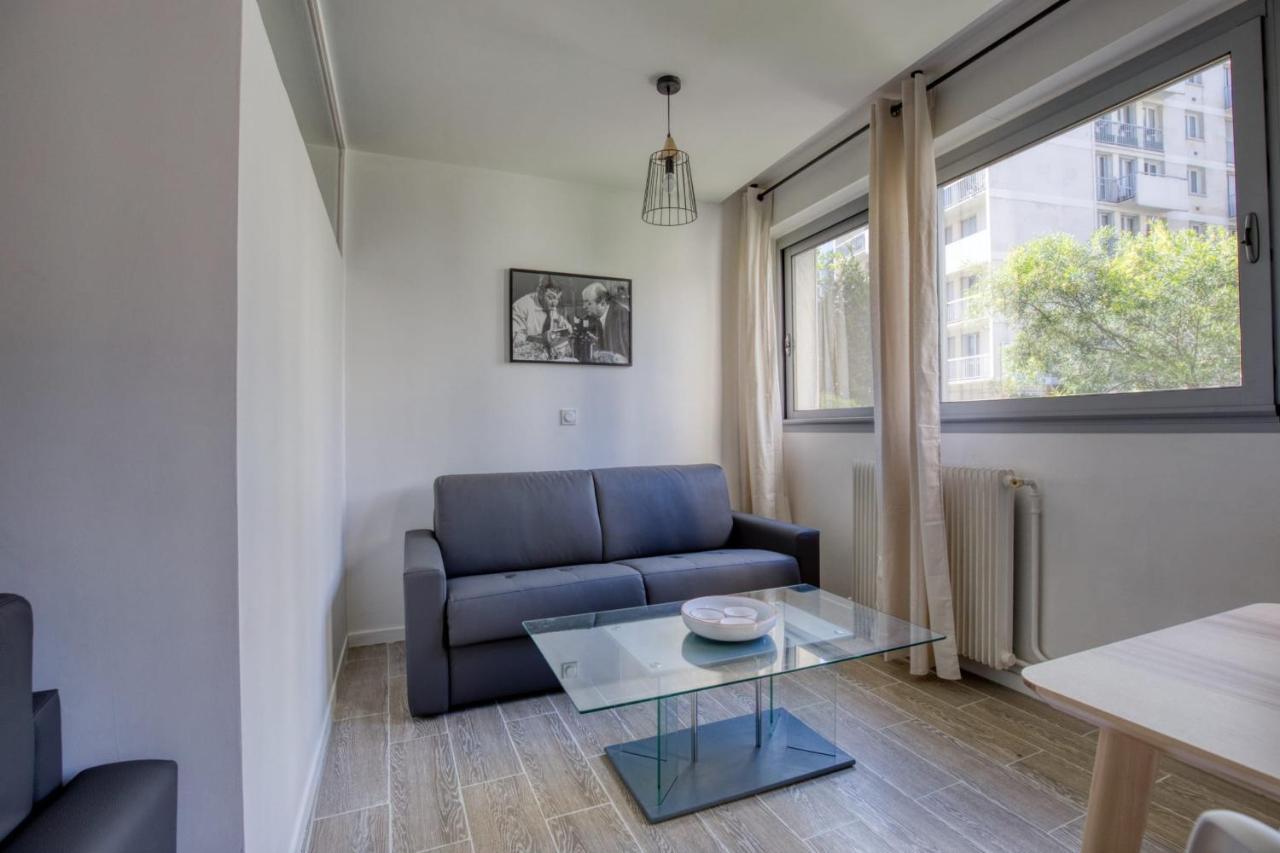 Superb Apartment Near the Bassin de la Villette