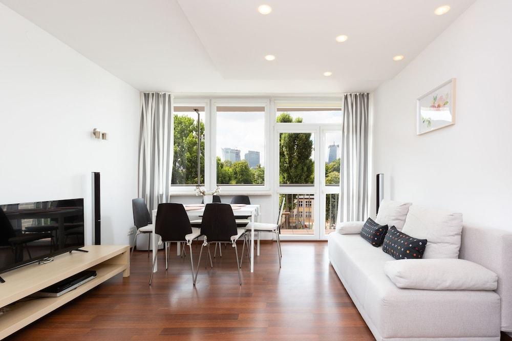 Apartment Warsaw Niecala by Renters
