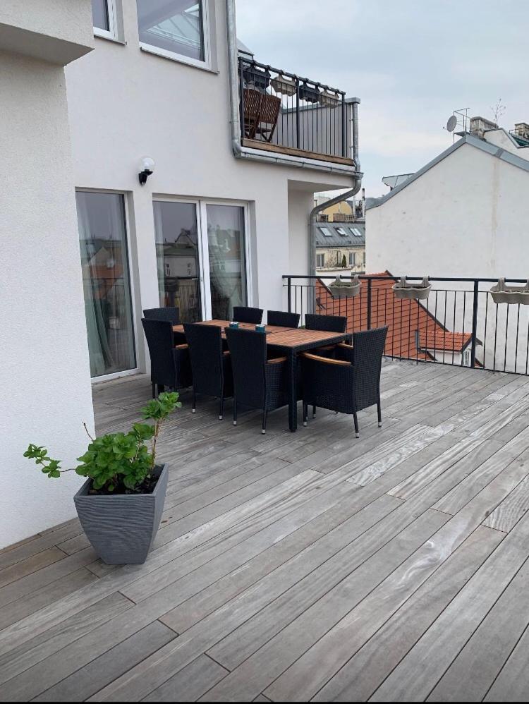 Apartments Next To Main Station