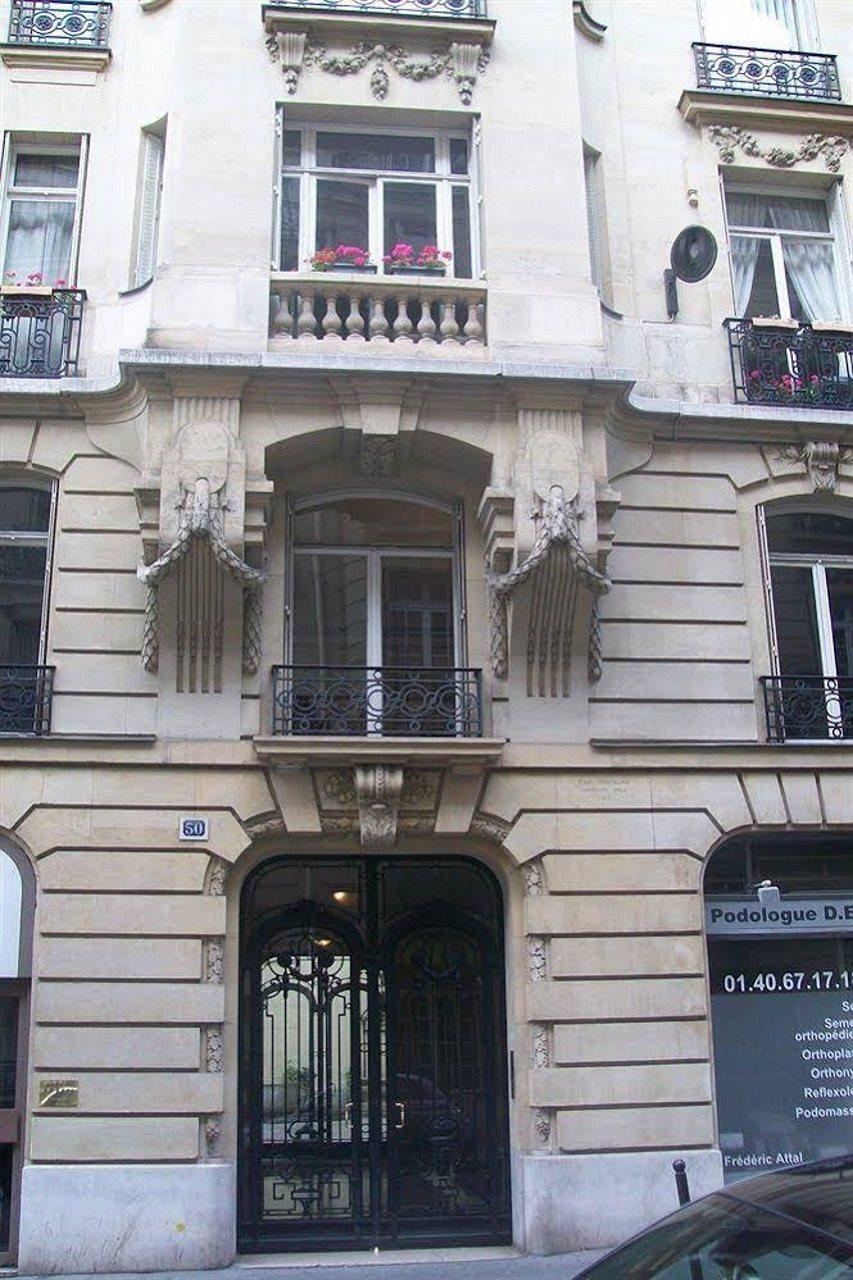 Bridgestreet Champs-Elysees