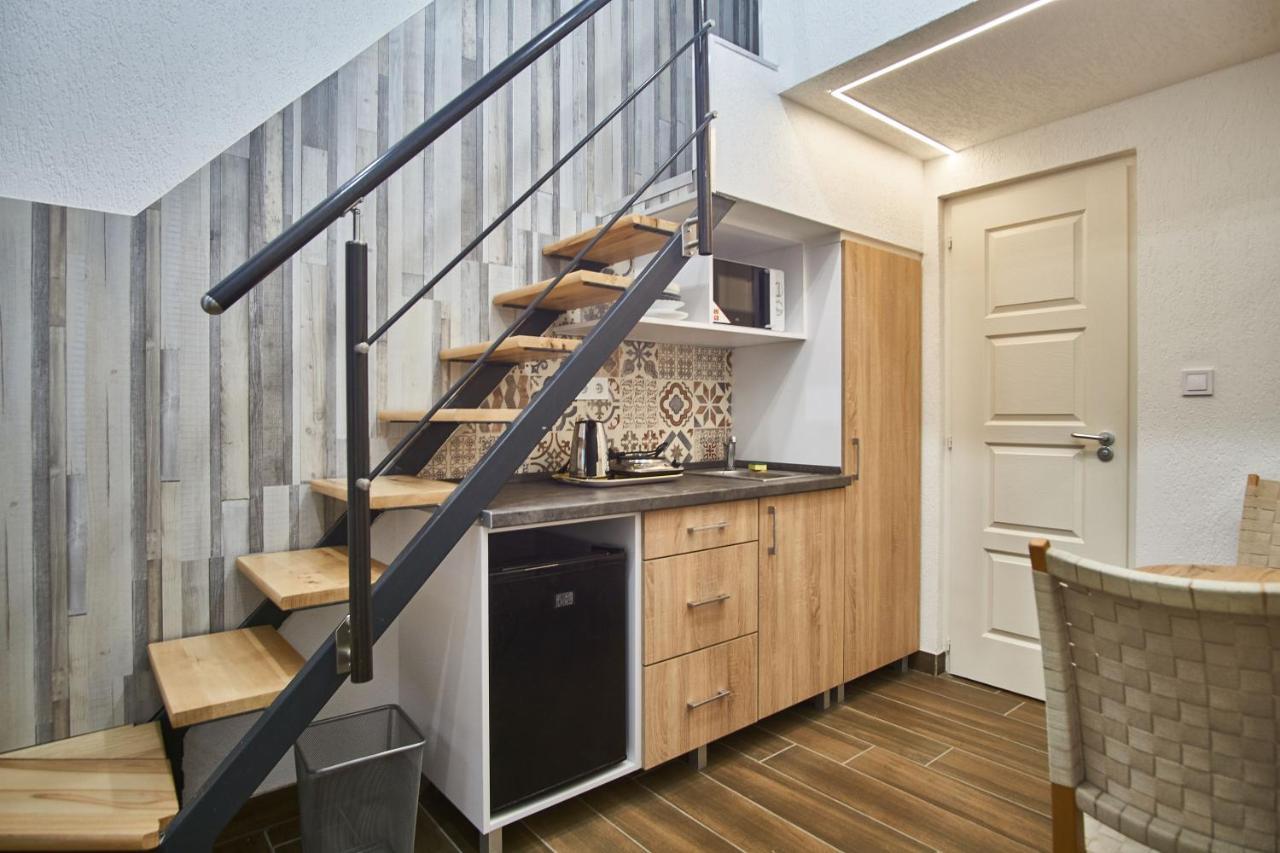 Km33 Apartments - Budapest - Hostaid (Adults Only)