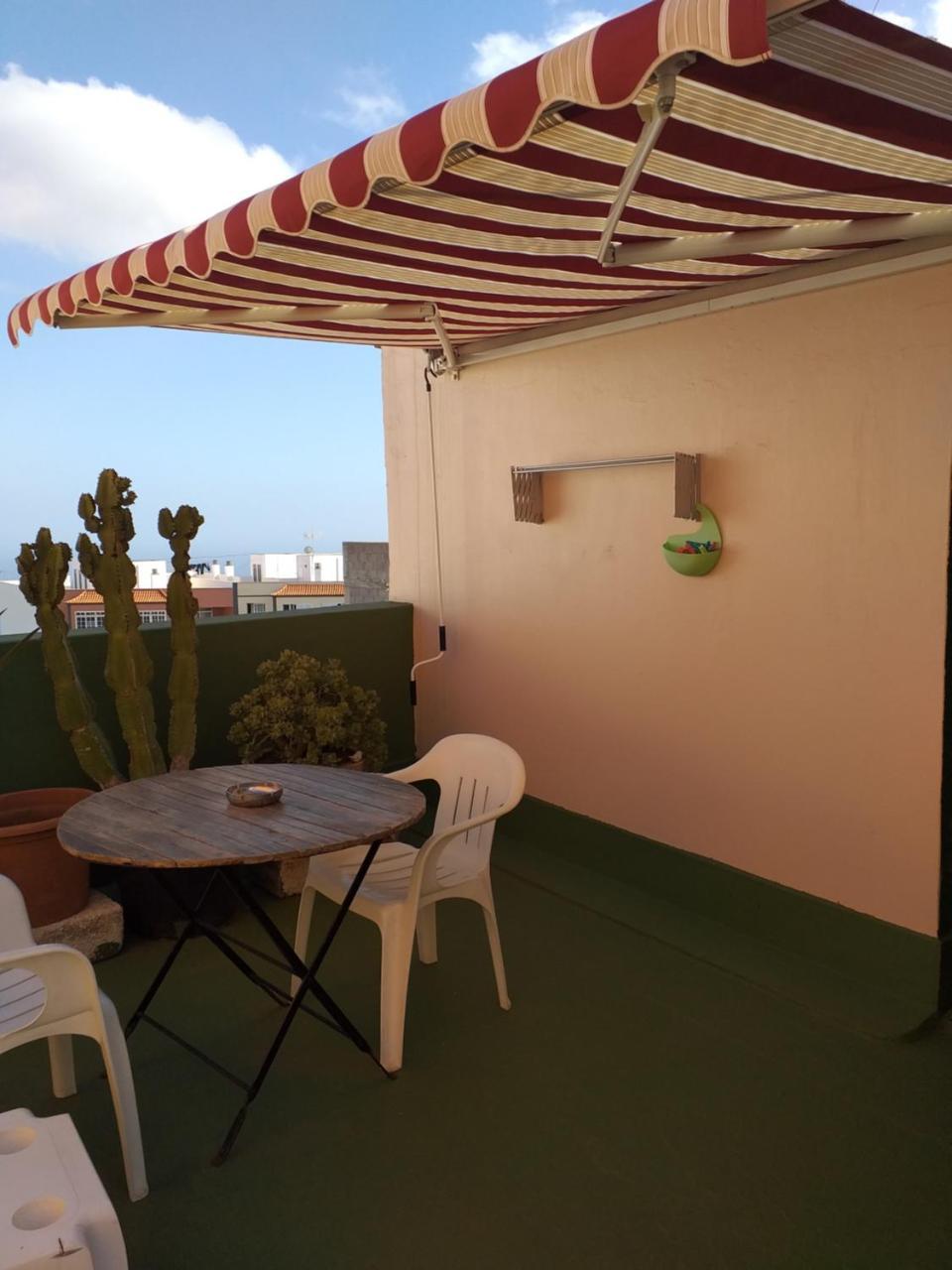 8 Calle Tangara la Gloria (Adults Only)