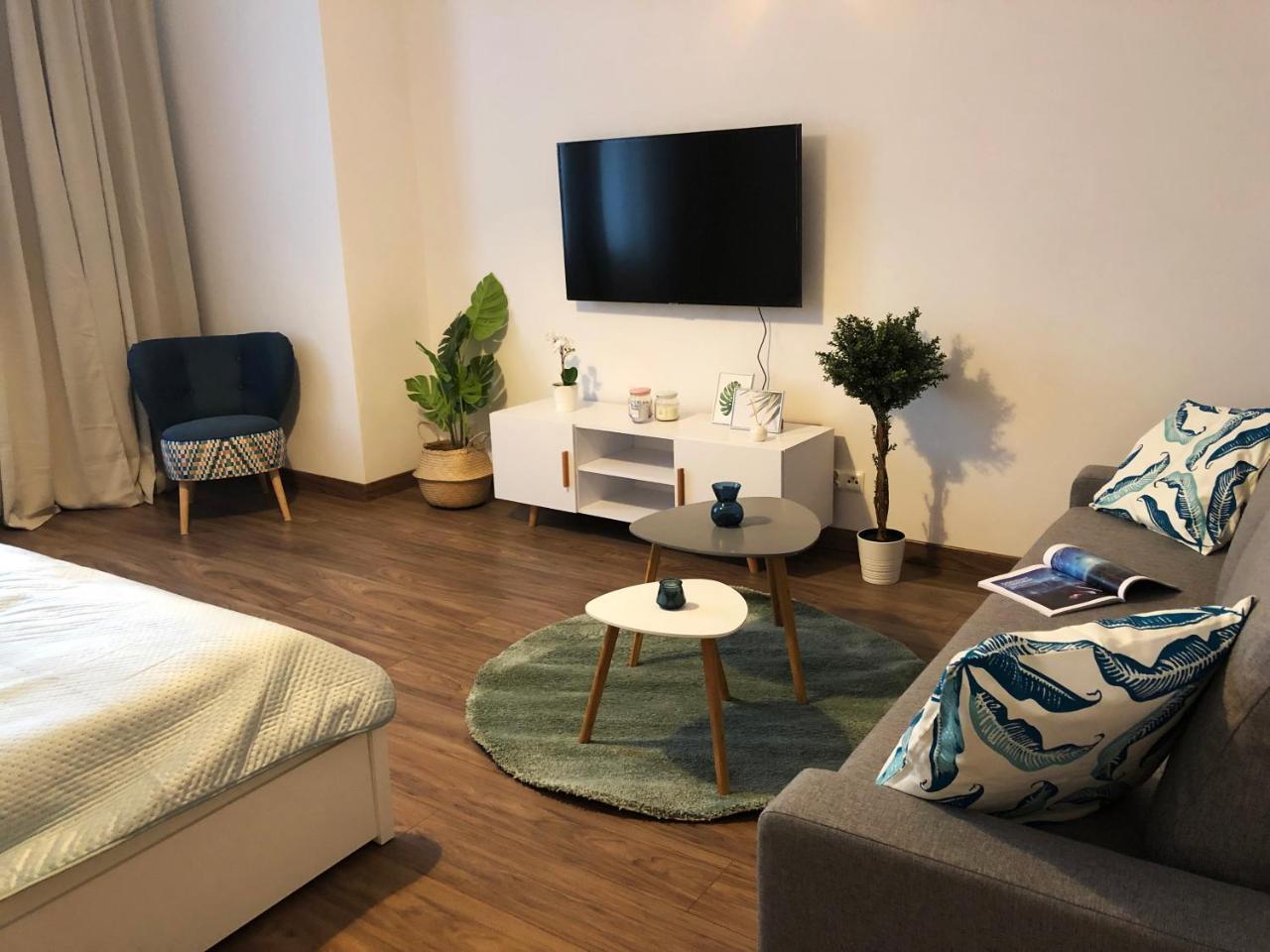 Aleja 3 Maja 7 by Homeprime