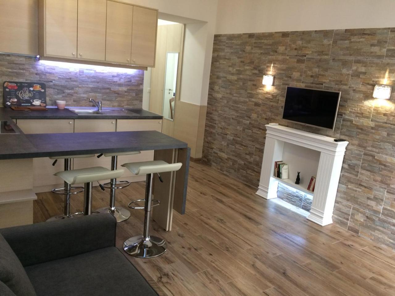 Oasis of Downtown (Adults Only)