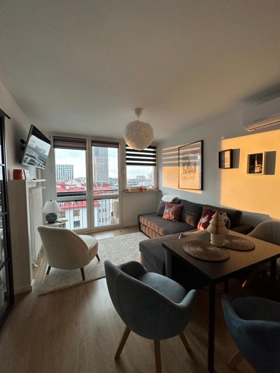 Apartament Warszawa Centrum Srodmiescie