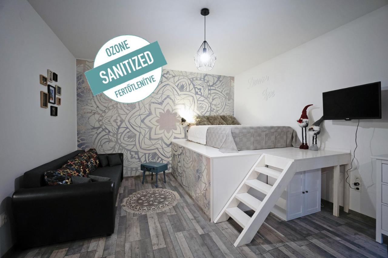 Standard Apartment by Hi5 -Akacfa 57 (Adults Only)