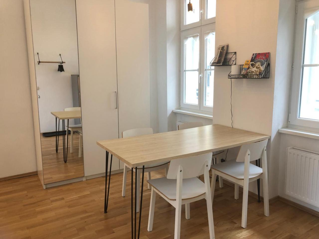 2 Zimmer Apartment Mit Terrasse! Schonbrunn-Nahe
