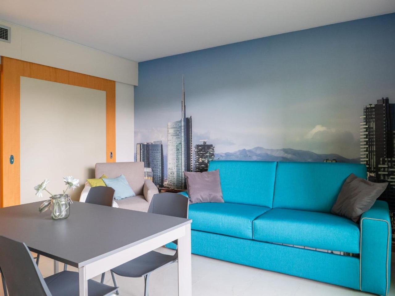 The Best Rent - Modern Apartment with Balcony in Maciachini