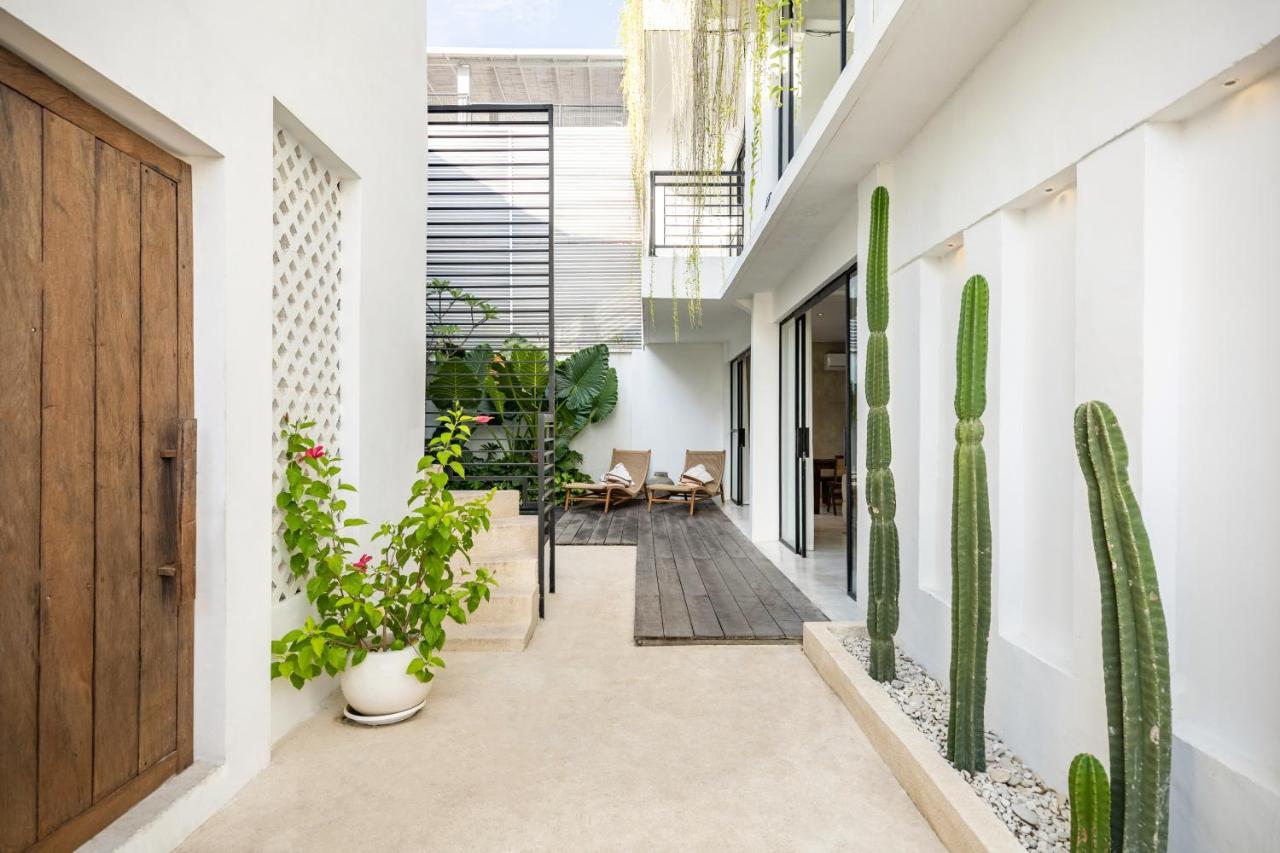 4br Luxe Pool Villa-Canggu Near Finns-Wifi,Parking