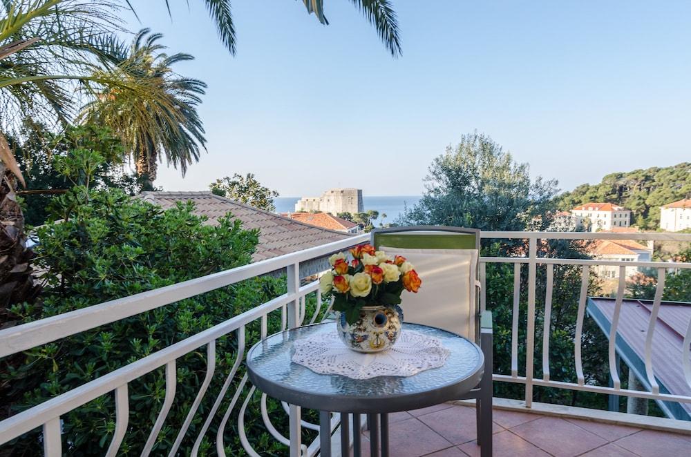 Rooms Lydia (Adults only)