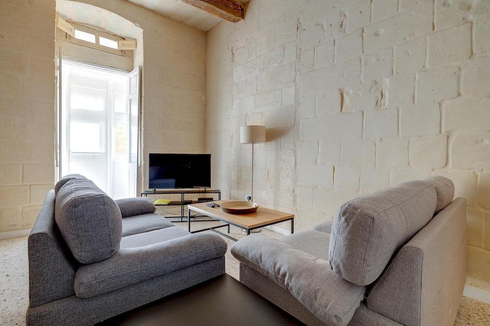 Comfy 2 Br Flat in the Heart of Valletta
