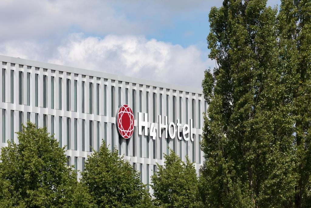 H4 Hotel Munchen Messe 1