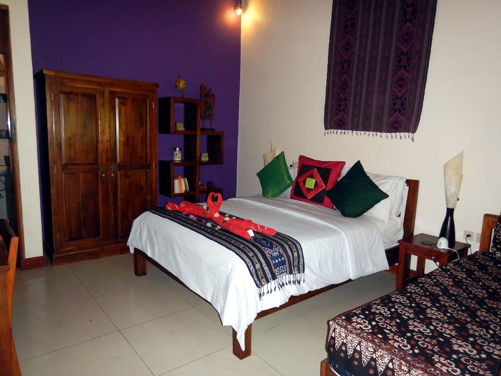 Puri Sayang Bungalows 1