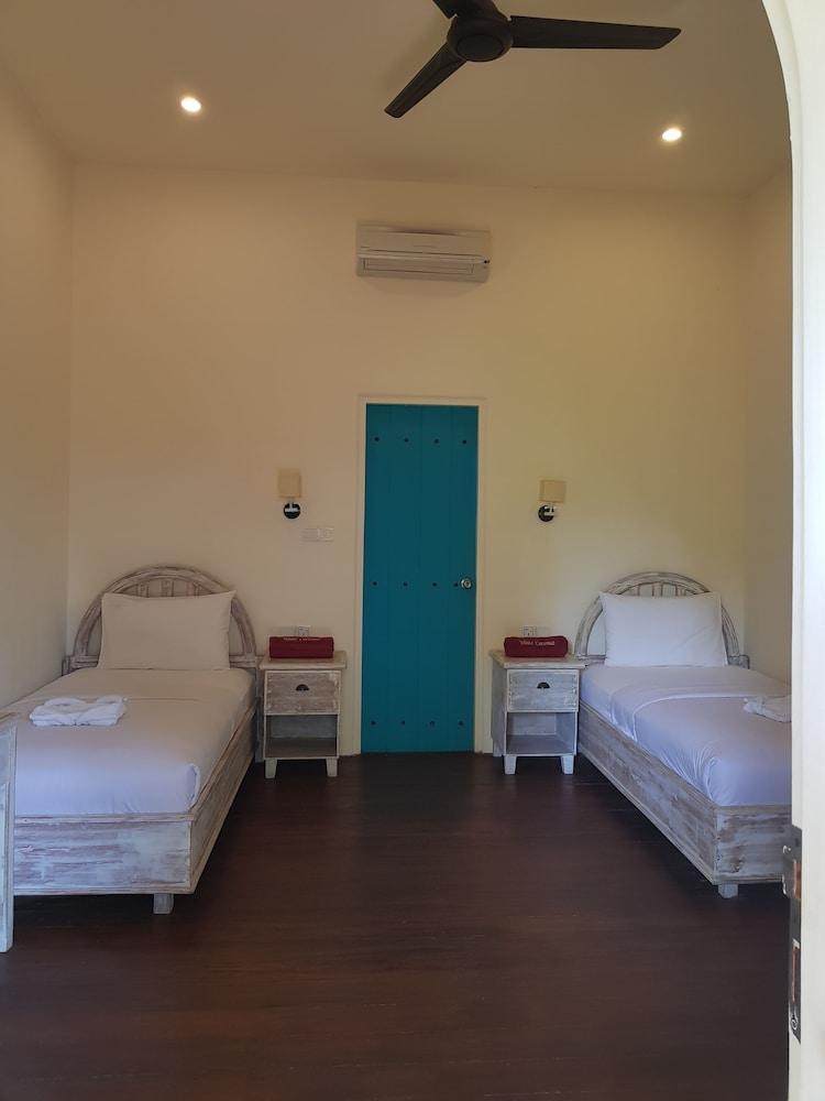 White Coconut Cottage 2