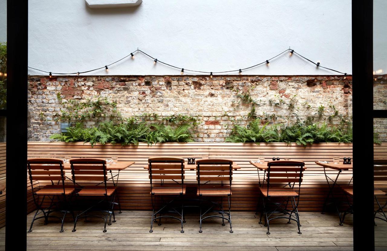 The Coach (Adults only) 2