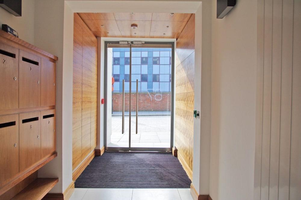 The London Agent Clerkenwell Super Nice 1