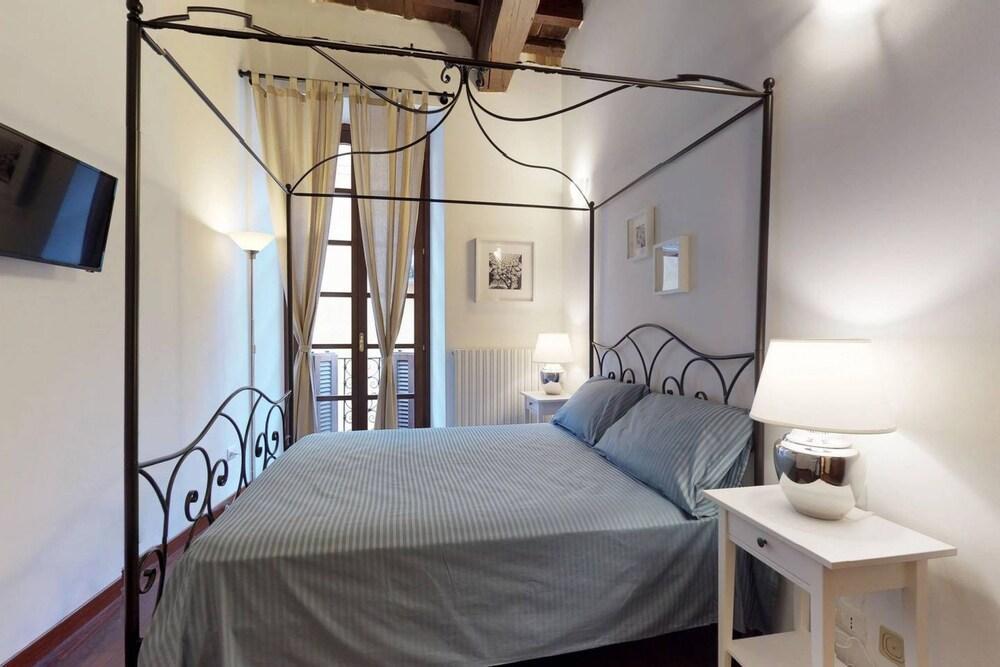 Fashion District Apartment 2